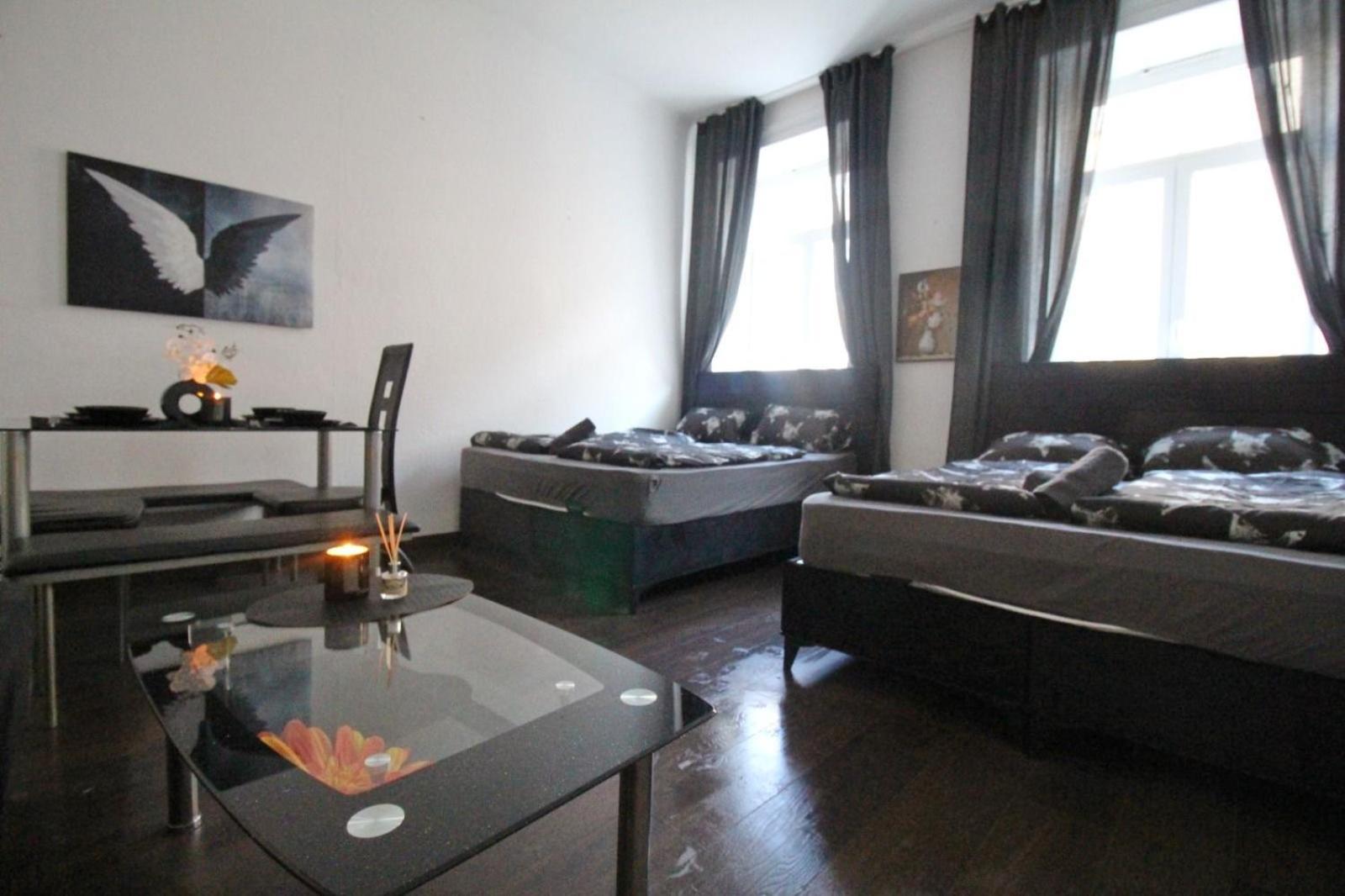 23Sam Apartment Vienna 23 Malfattigasse Buitenkant foto